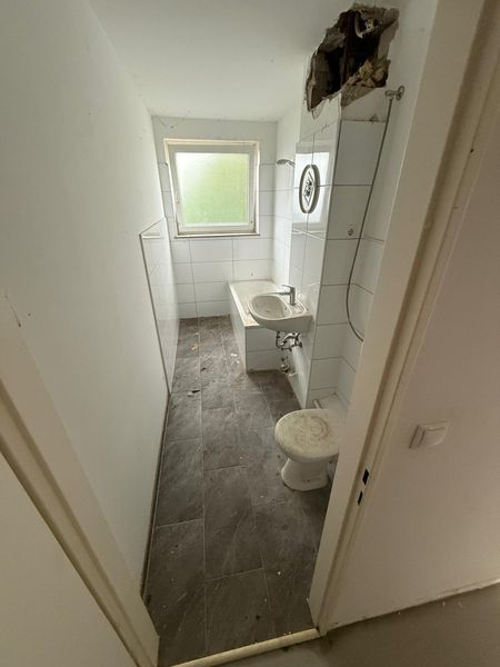 Badezimmer nach der Räumung – besenrein